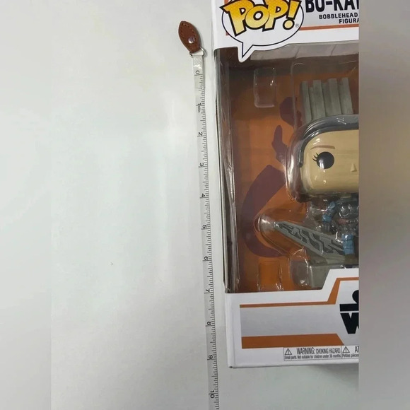 Star Wars - Bo Katan Kyrze on the Throne - Large Bobblehead #669 Funko Pop! BNIB - Picture 2 of 9